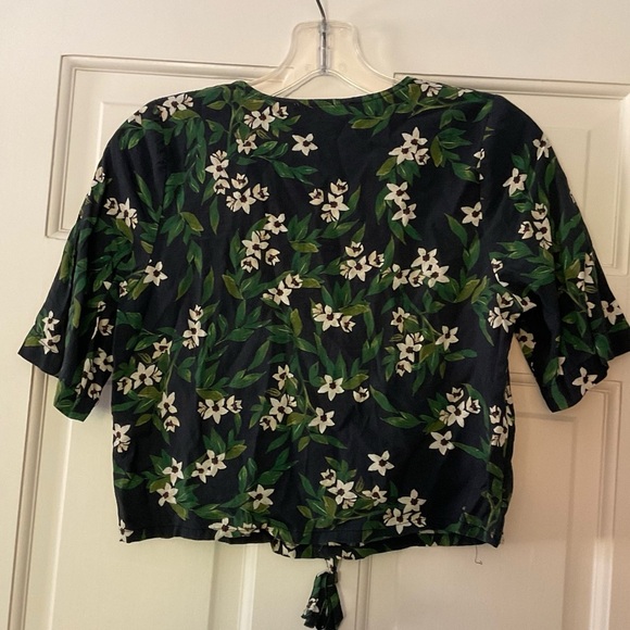 Marine Layer Bek Cinch Top Black Blue Floral Size XS - Picture 6 of 8